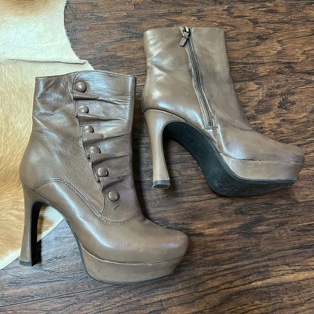 Earthies Heeled Boots